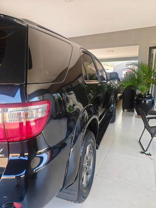 TOYOTA HILUX SW4 3.0 SRV 4X4 7 LUGARES 16V TURBO INTERCOOLER DIESEL 4P AUTOMÁTICO TOYOTA HILUX SW4 3.0 SRV 4X4 7 LUGARES 16V TURBO INTERCOOLER DIESEL 4P AUTOMÁTICO